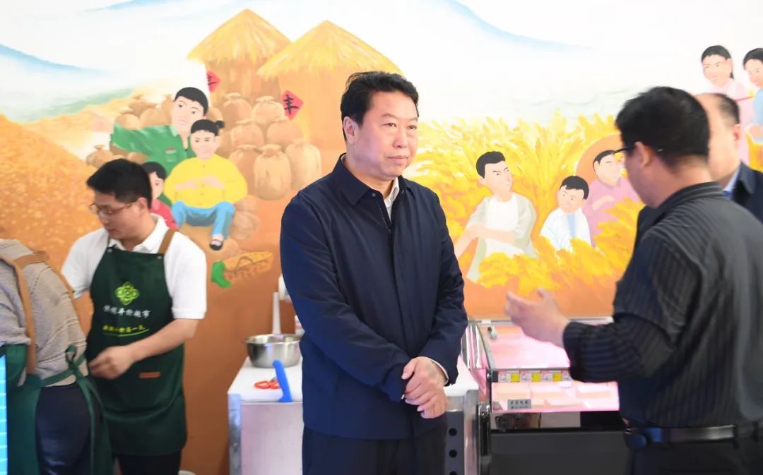 县委书记刘金仓调研重点工作进展情况